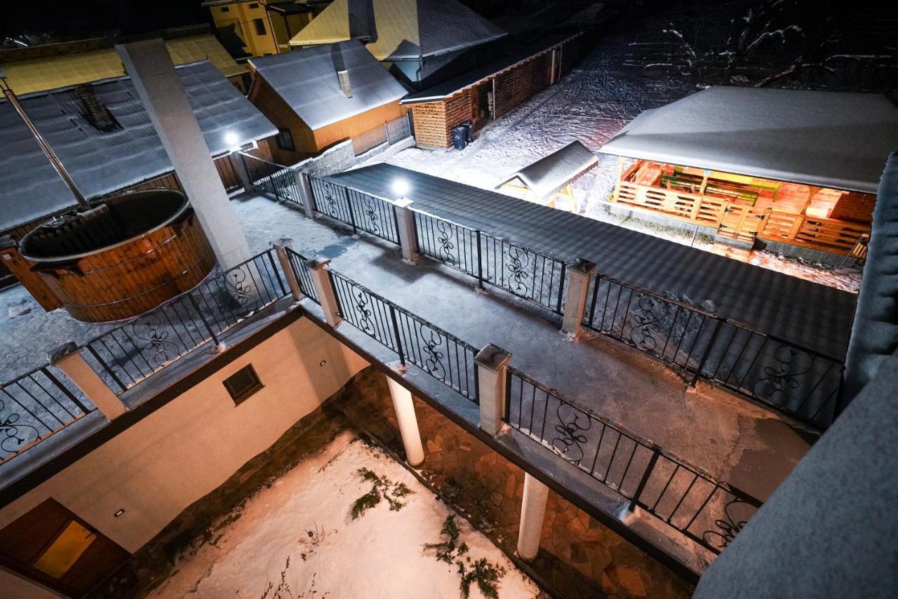 Casa Luca Hotell Viseu de Jos Eksteriør bilde