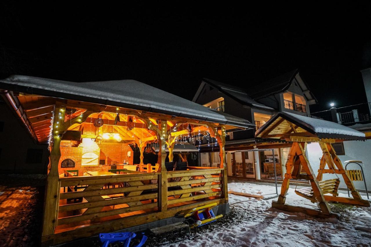 Casa Luca Hotell Viseu de Jos Eksteriør bilde